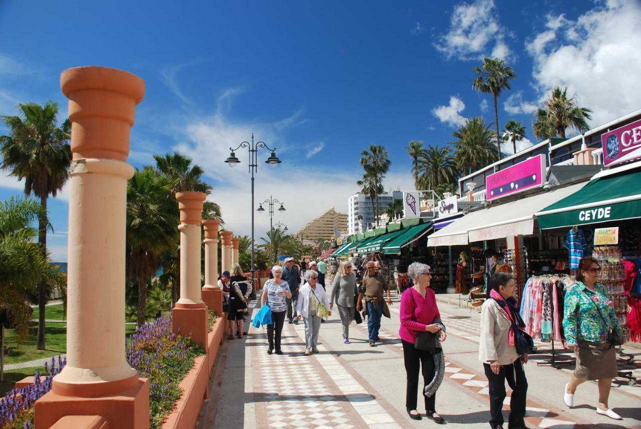 Cozy Apartment With First Line Seaview In Perfect Location, Near The Marina Benalmádena Exterior photo