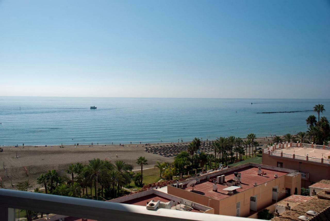 Cozy Apartment With First Line Seaview In Perfect Location, Near The Marina Benalmádena Exterior photo